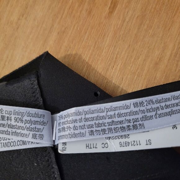 Victoria 's Secret Featherweight Max Sports Bra High Impact 36B Womens Black NWT - Picture 8 of 9